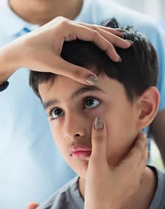 علاج بصري متكامل في أقرب عيادة أو في المنزل